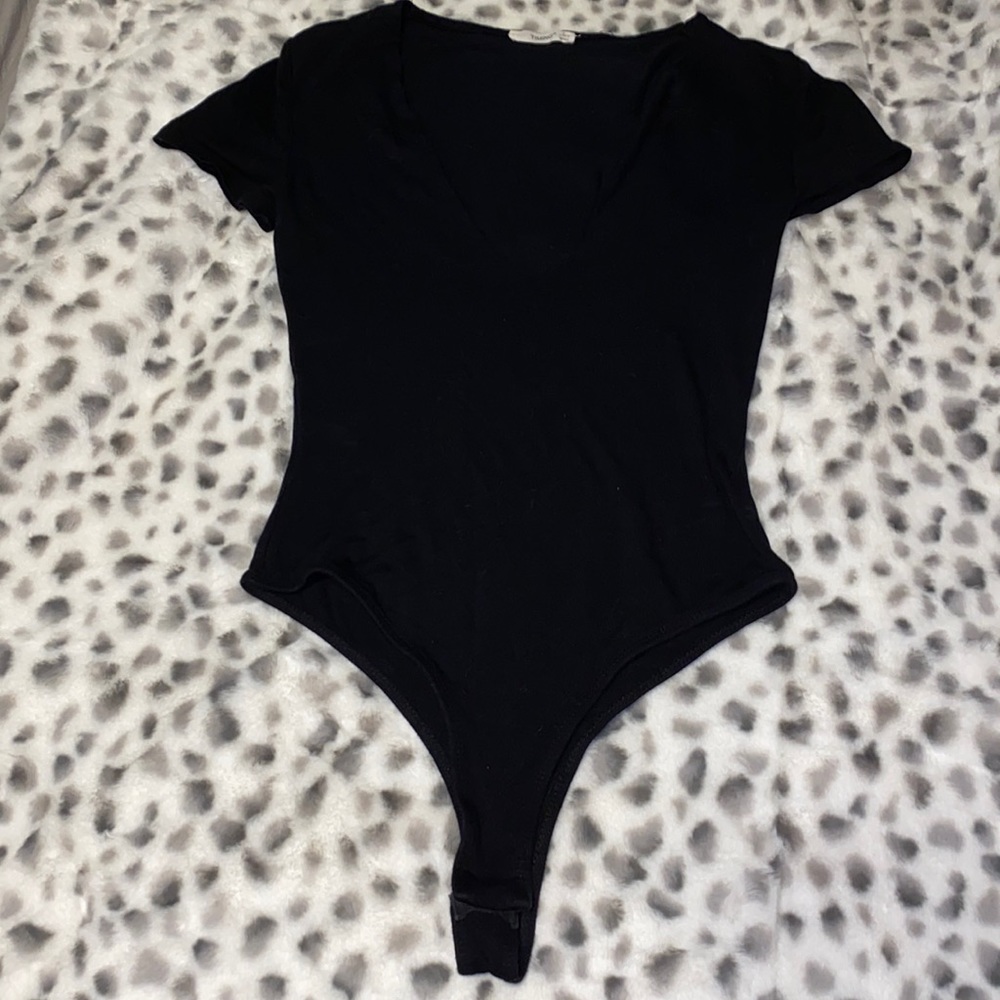 5 FOR $8 ❤️ Deep v neck bodysuit